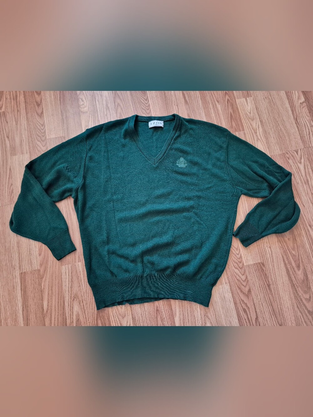 Vintage IZOD Green Knit Long Sleeve V-Neck Sweater